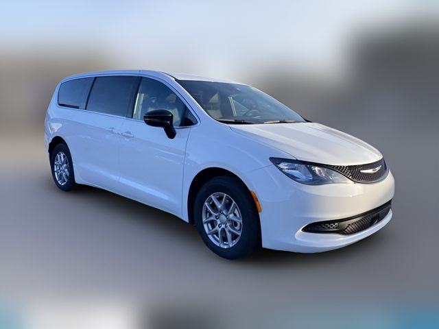 2026 Chrysler Voyager LX
