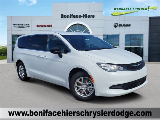 2026 Chrysler Voyager LX