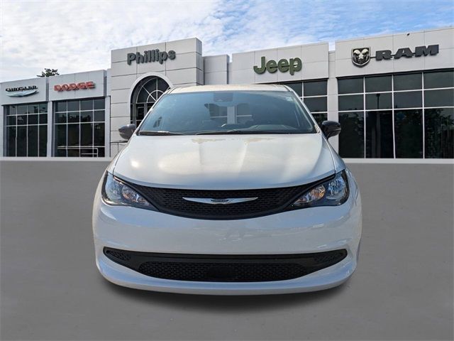 2026 Chrysler Voyager LX