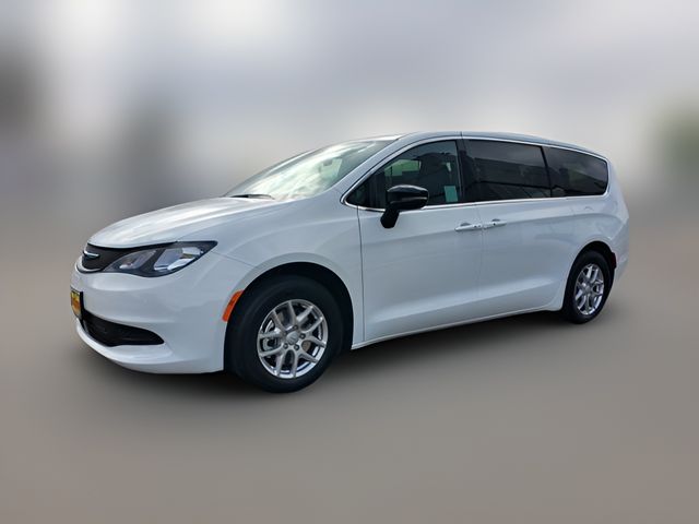 2026 Chrysler Voyager LX