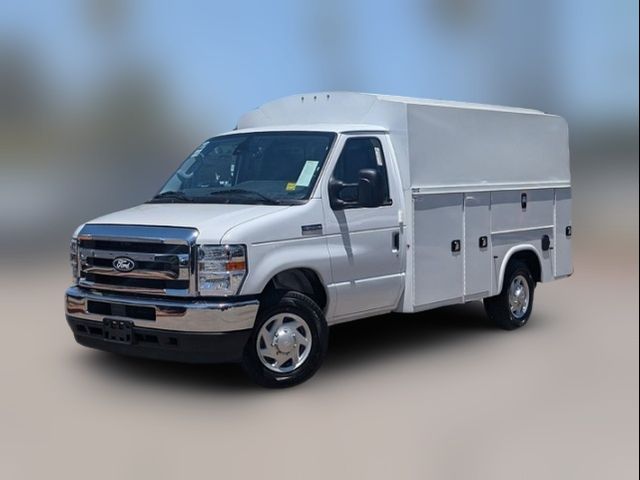 2026 Ford E-Series Base