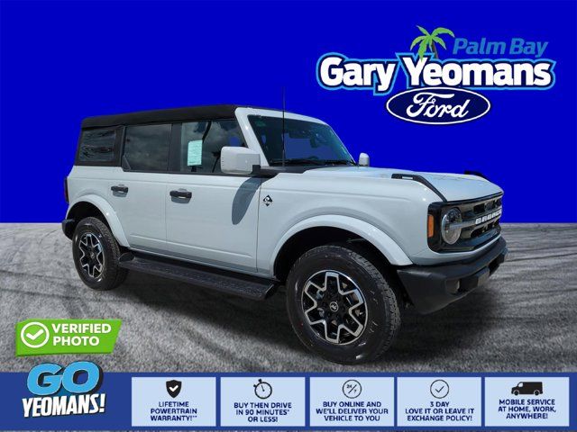 2026 Ford Bronco Outer Banks