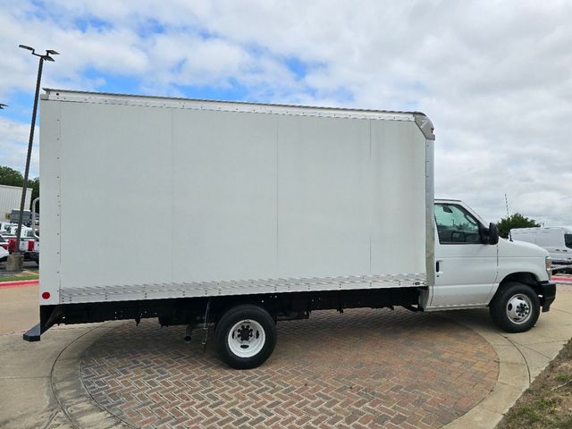 2026 Ford E-Series Base