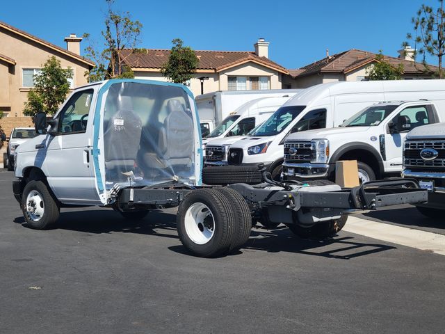 2026 Ford E-Series Base