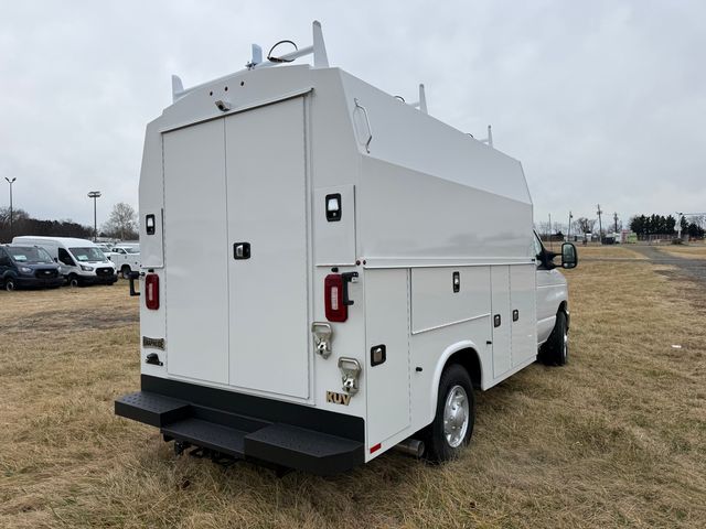 2026 Ford E-Series Base