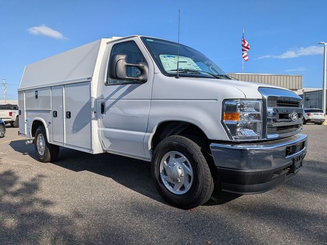 2026 Ford E-Series Base