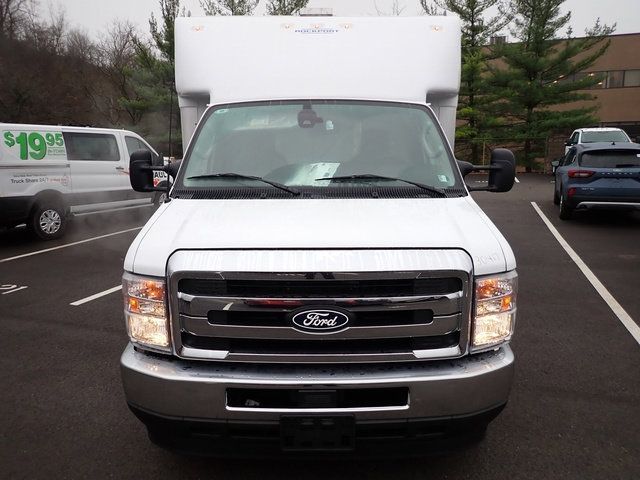 2026 Ford E-Series Base