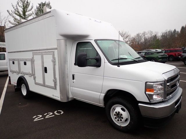 2026 Ford E-Series Base