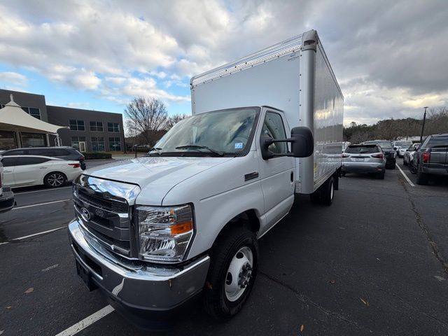 2026 Ford E-Series Base