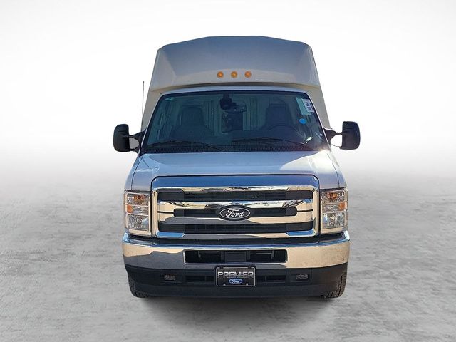 2026 Ford E-Series Base