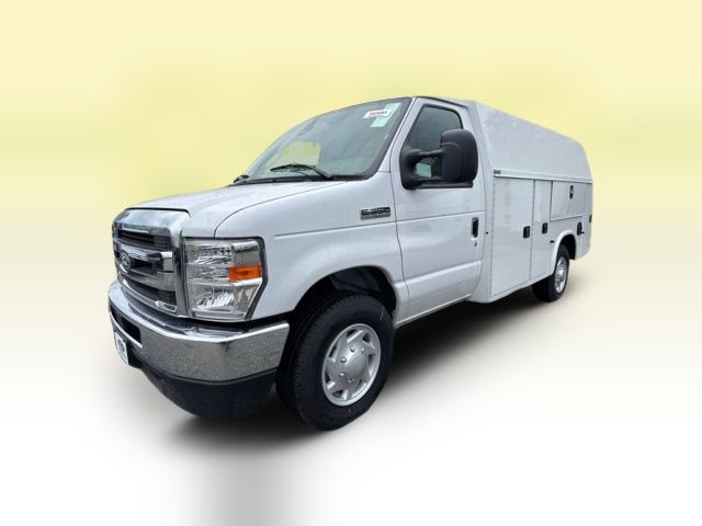 2026 Ford E-Series Base