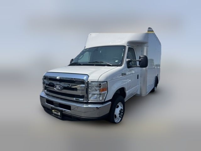 2026 Ford E-Series Base