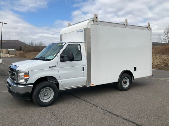 2026 Ford E-Series Base