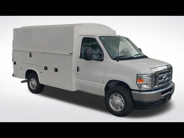 2026 Ford E-Series Base