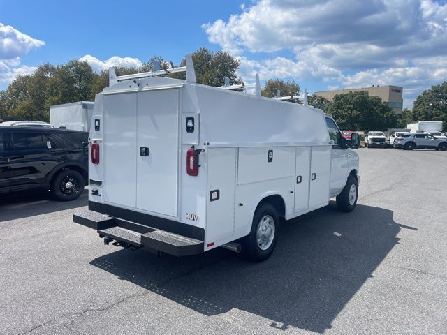 2026 Ford E-Series Base