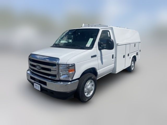 2026 Ford E-Series Base