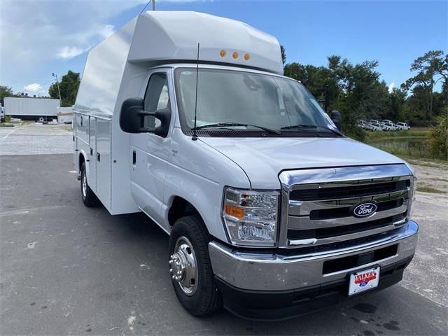 2026 Ford E-Series Base