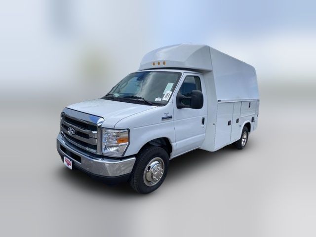 2026 Ford E-Series Base