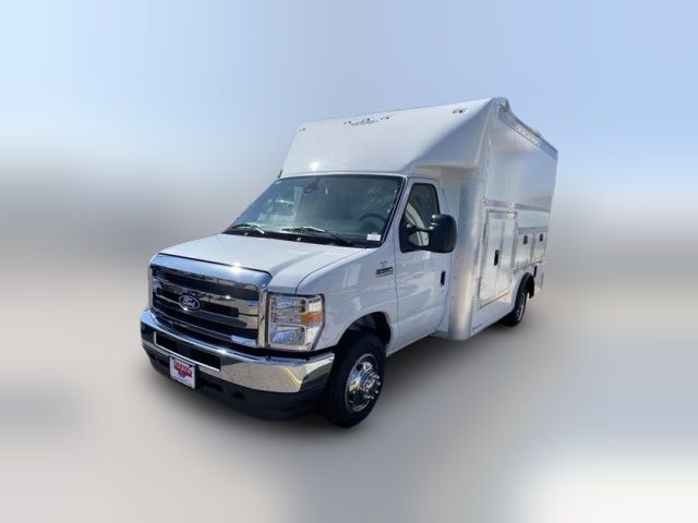 2026 Ford E-Series Base