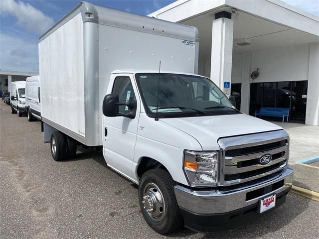 2026 Ford E-Series Base