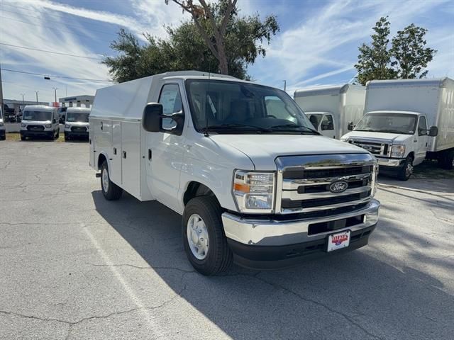 2026 Ford E-Series Base