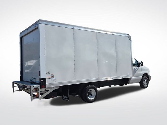 2026 Ford E-Series Base