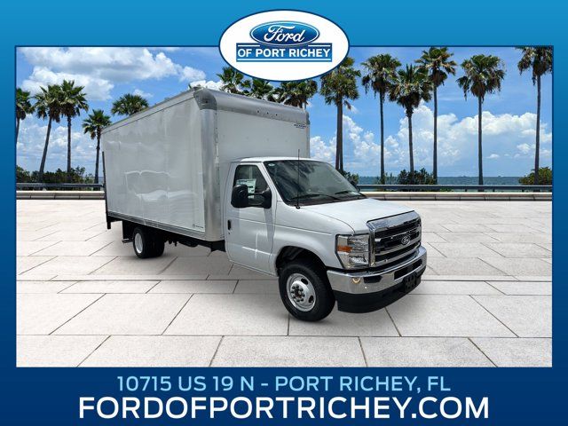 2026 Ford E-Series Base