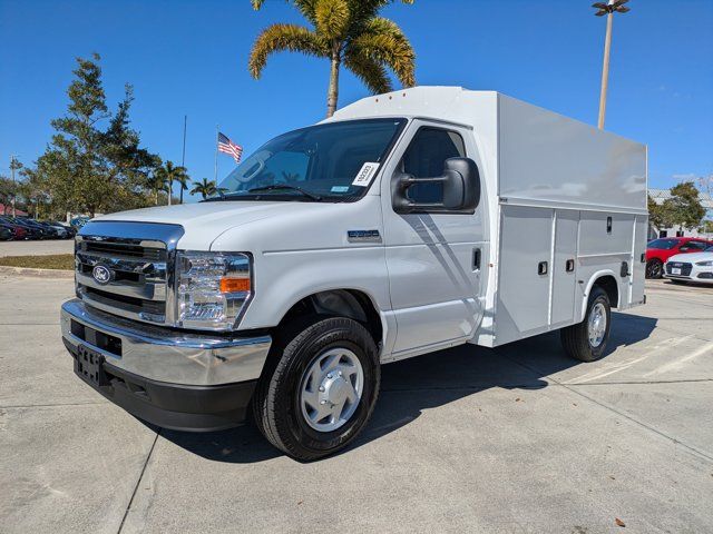 2026 Ford E-Series Base