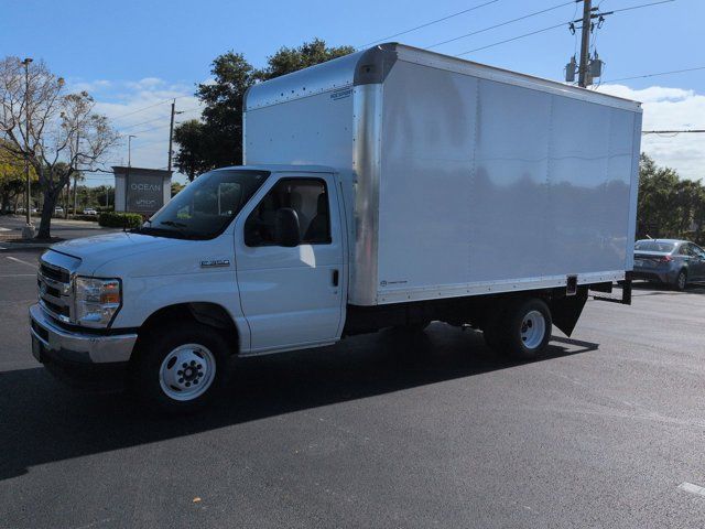2026 Ford E-Series Base