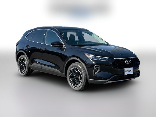 2026 Ford Escape Platinum