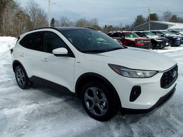 2026 Ford Escape ST-Line Select