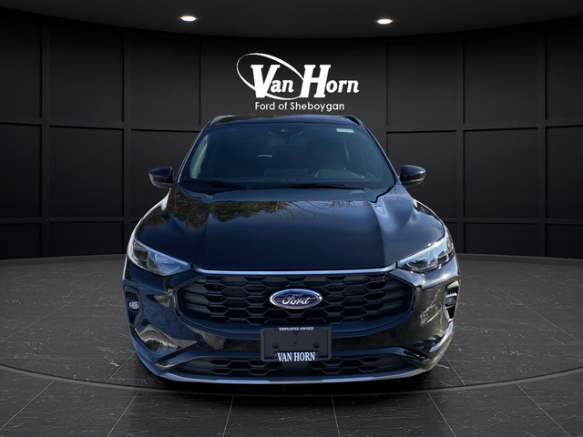 2026 Ford Escape ST-Line Elite
