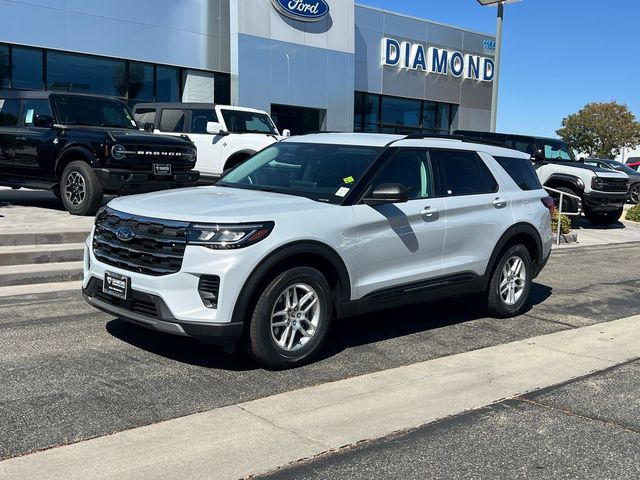 2026 Ford Explorer Active w/200A Pkg