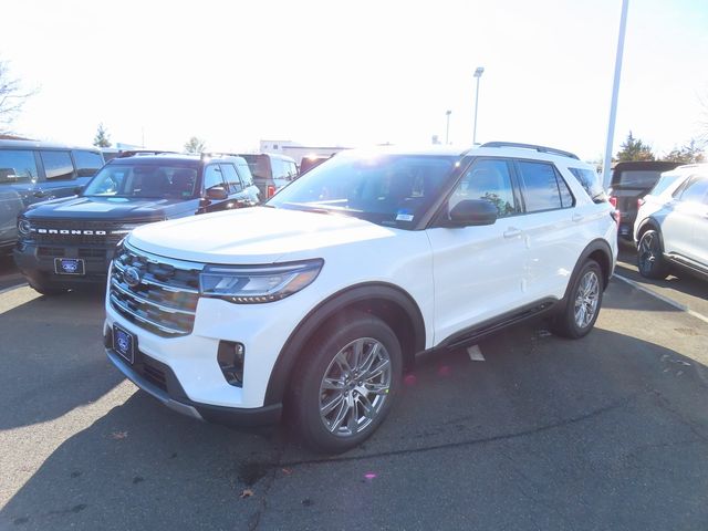 2026 Ford Explorer Active w/200A Pkg