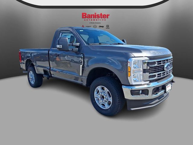 2026 Ford F-350 XLT