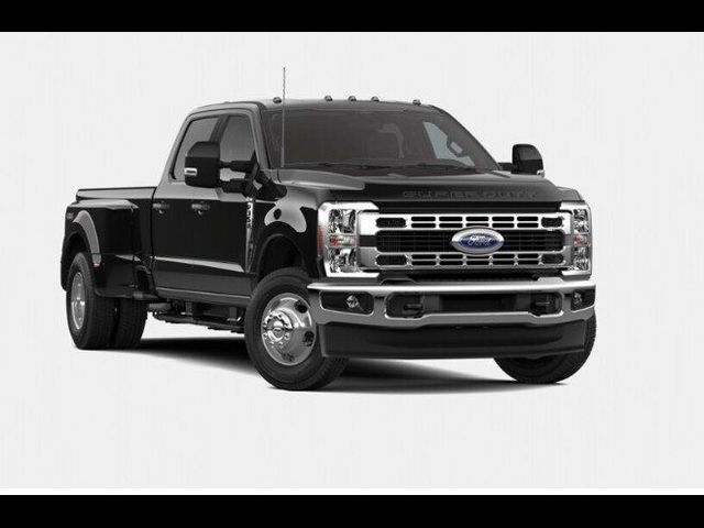 2026 Ford F-350 XLT