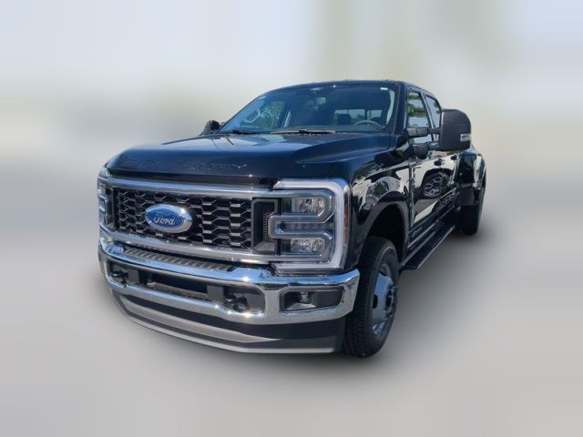 2026 Ford F-350 XLT