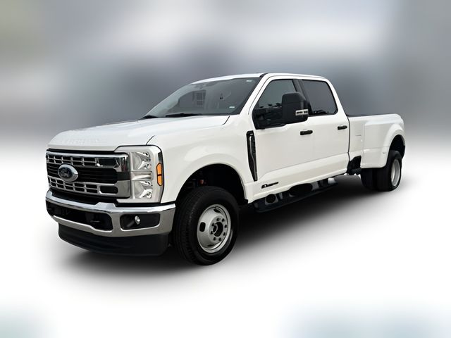 2026 Ford F-350 XLT