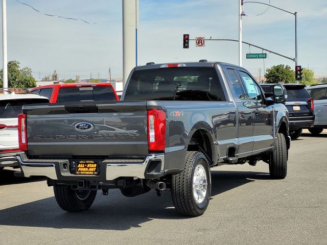 2026 Ford F-350 XLT