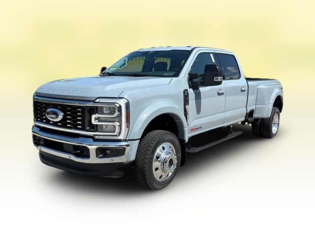 2026 Ford F-450 Lariat
