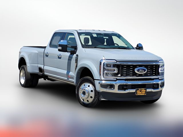 2026 Ford F-450 Lariat