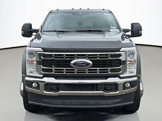 2026 Ford F-550 XLT