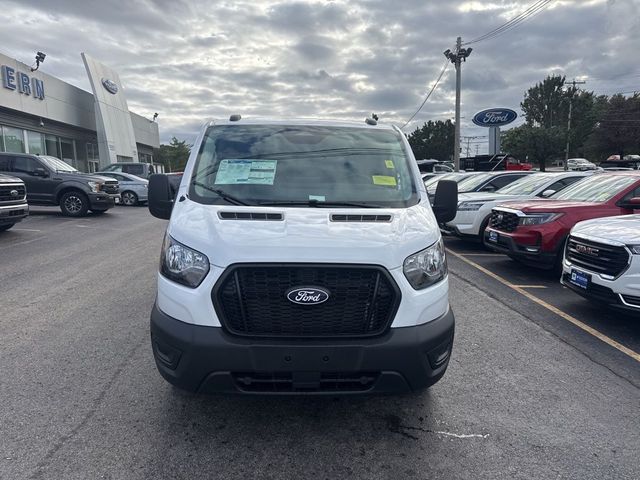 2026 Ford Transit Base