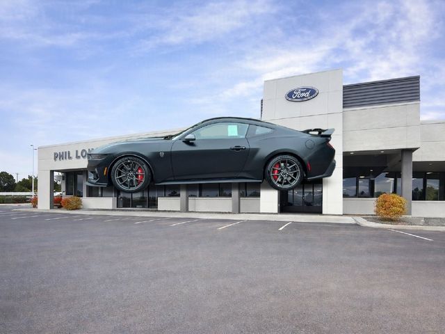 2026 Ford Mustang Dark Horse