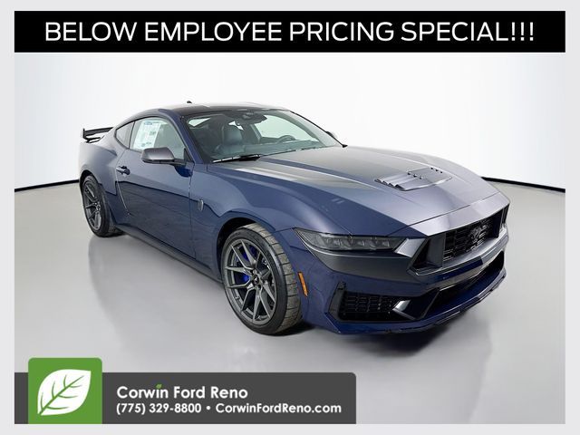 2026 Ford Mustang Dark Horse