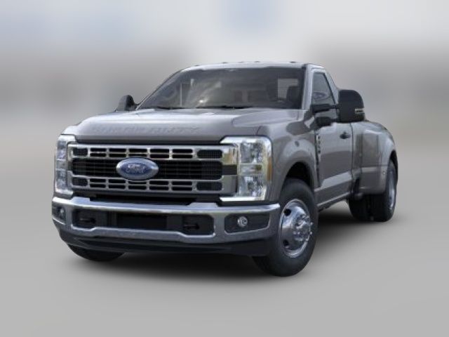 2026 Ford F-350 XLT