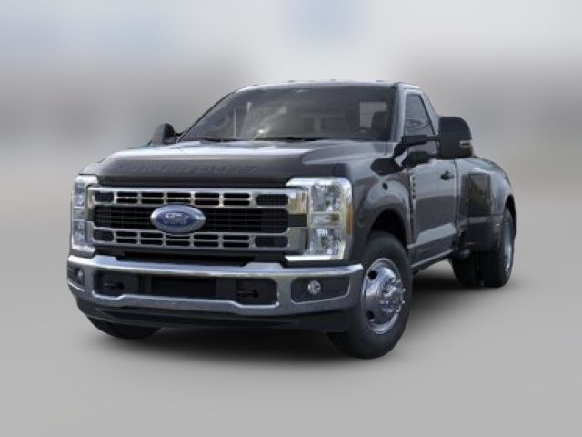 2026 Ford F-350 XLT
