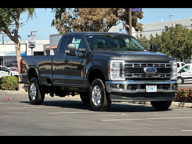 2026 Ford F-350 XLT
