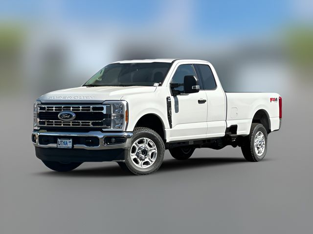 2026 Ford F-350 XLT