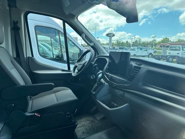2026 Ford Transit Base